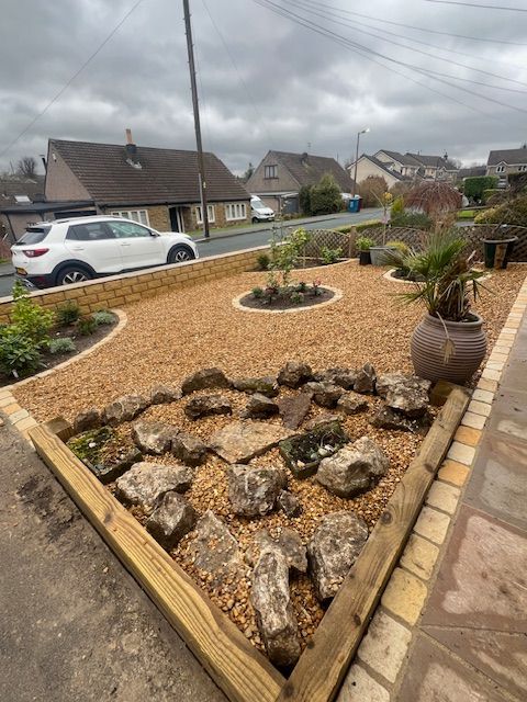 Walled Golden gravel garden